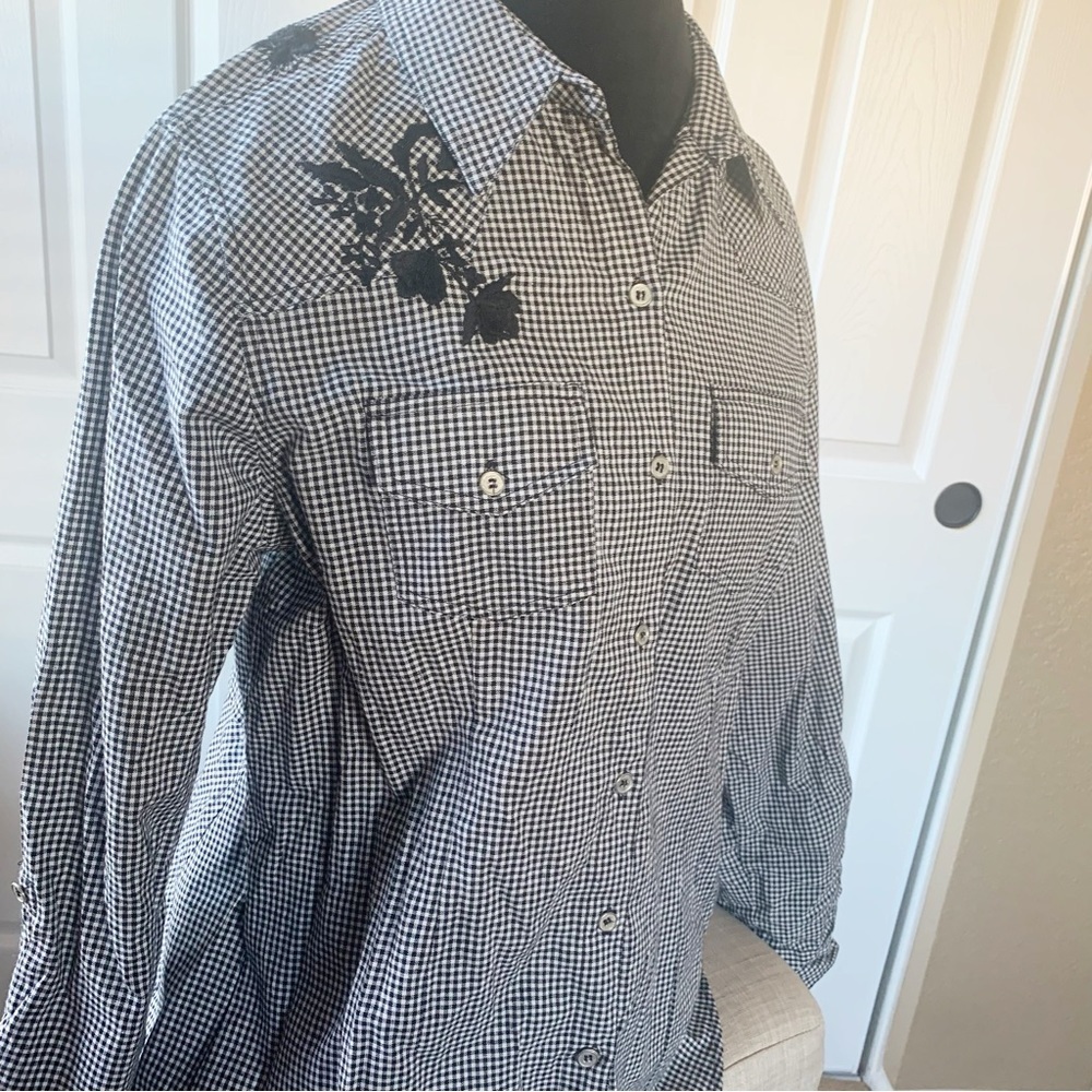 Nostalgia Women’s Embroidered Peplum Style Long Sleeve (button up short sleeve)